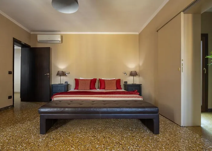 Centrale Venice Apartments - San Marco 3 Apartments